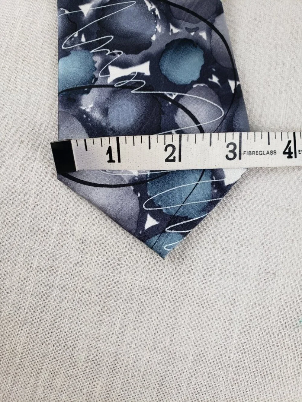 Jerry Garcia Courtyard Performance Collection Neck Tie 59 Gray Abstract Dot Silk